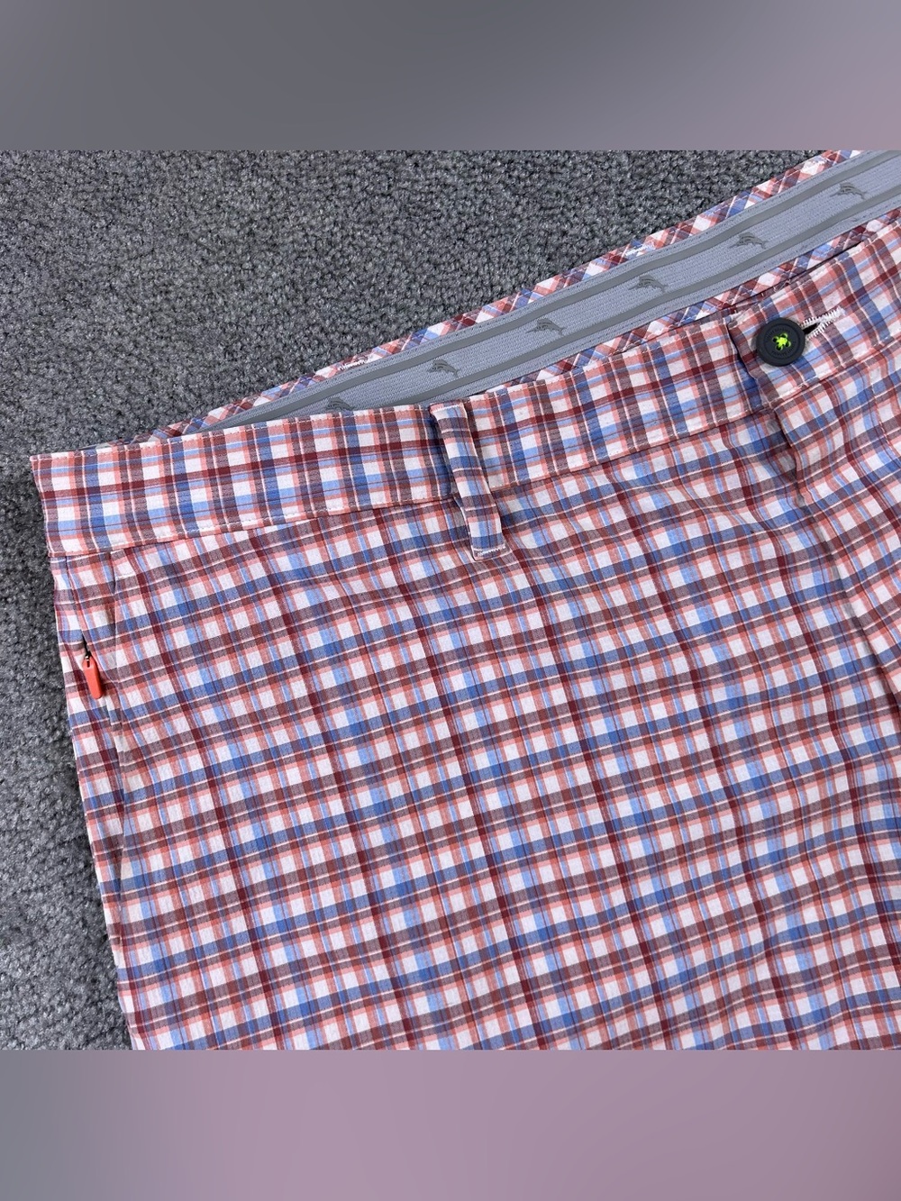 Tommy Bahama Mens Golf Check Plaid Shorts RN86549 Poly Spandex 44 LG stretch